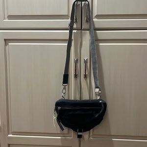Lululemon purse